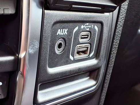 New 2025 Jeep Wrangler Unlimited Rubicon w/ Technology Group image 12