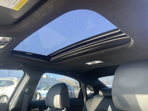 Used 2023 Kia Forte GT-Line w/ GT-Line Premium Package image 12