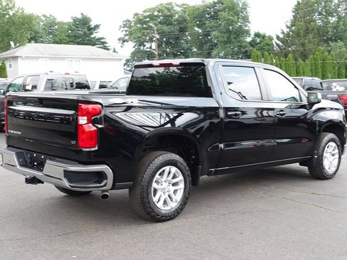 Used 2024 Chevrolet Silverado 1500 LT AWD/4WD image 3