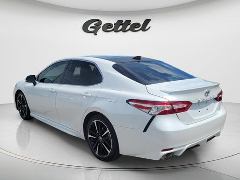 Used 2020 Toyota Camry XSE FWD image 7