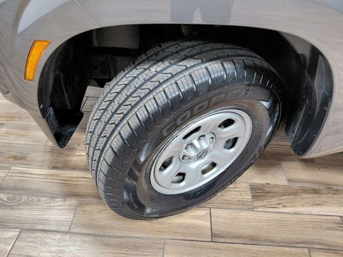 Used 2024 Nissan Frontier S w/ Technology Package RWD image 14