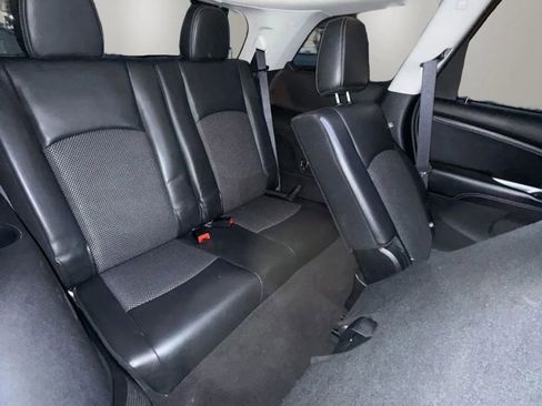 Used 2020 Dodge Journey Crossroad image 11
