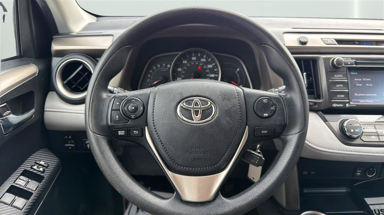 Used 2015 Toyota RAV4 XLE AWD/4WD image 24