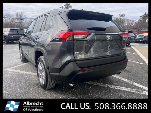 Used 2025 Toyota RAV4 XLE image 3