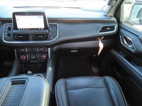 Used 2021 Chevrolet Tahoe Premier w/ Premium Package image 13