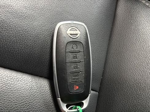 Used 2023 Nissan Rogue SL w/ SL Premium Package AWD/4WD image 20