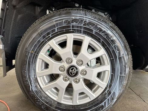 New 2025 Toyota Tacoma SR5 image 12