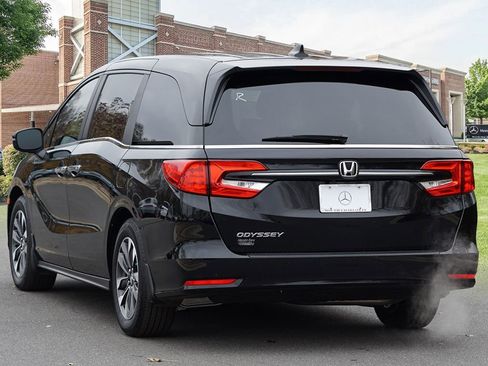 Used 2024 Honda Odyssey EX-L image 7
