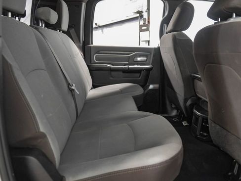 Used 2022 RAM 2500 Big Horn AWD/4WD image 34