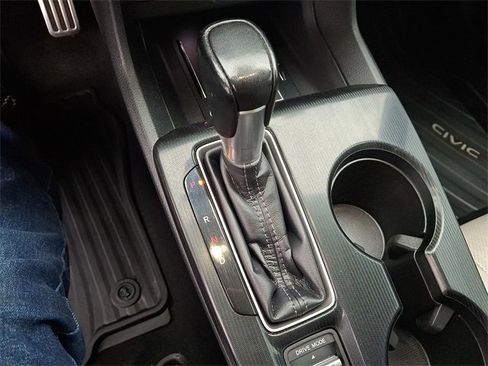 Used 2022 Honda Civic Sport Touring image 14