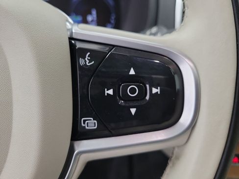 Used 2022 Volvo XC90 T8 Inscription Expression w/ Advanced Package AWD/4WD image 26