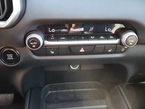 Used 2026 MAZDA CX-50 Meridian Edition AWD/4WD image 35