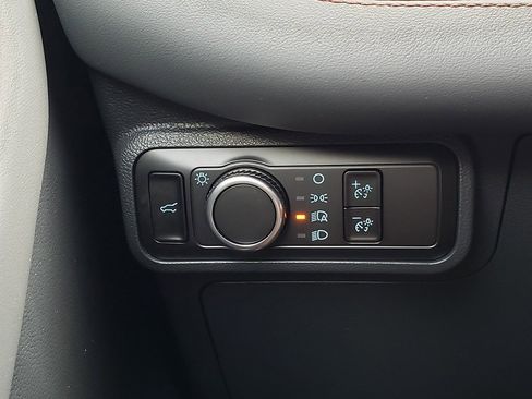 New 2026 Ford Explorer Active image 27