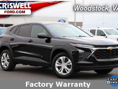 Used 2025 Chevrolet Trax LS