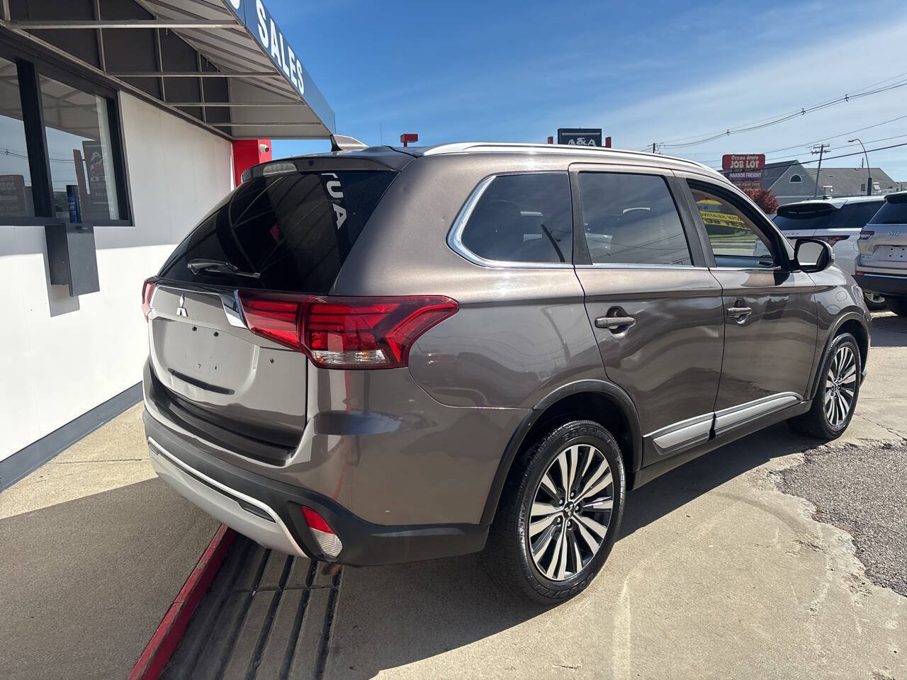 Used 2020 Mitsubishi Outlander SEL AWD/4WD image 5