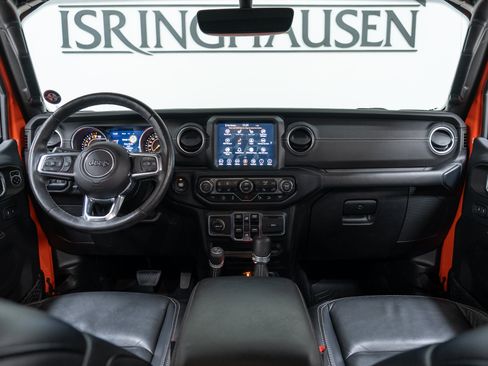 Used 2019 Jeep Wrangler Unlimited Sahara w/ Quick Order Package 24M Moab AWD/4WD image 15