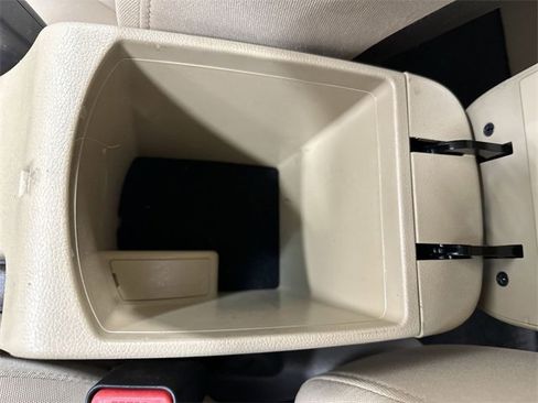 Used 2013 Hyundai Accent GLS w/ Premium Pkg image 31