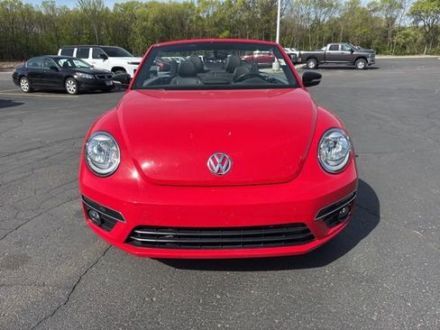 Used 2015 Volkswagen Beetle R-Line FWD image 3