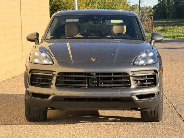 Used 2020 Porsche Cayenne AWD/4WD image 4