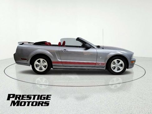 Used 2007 Ford Mustang GT RWD image 9