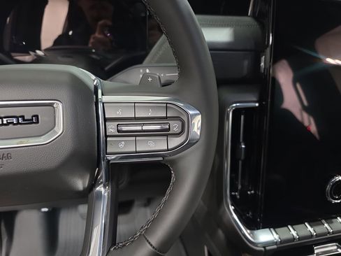 New 2026 GMC Yukon XL Denali w/ LPO, Floor Liner Package image 21