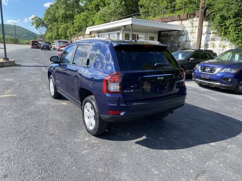 Used 2016 Jeep Compass Sport w/ Power Value Group AWD/4WD image 3
