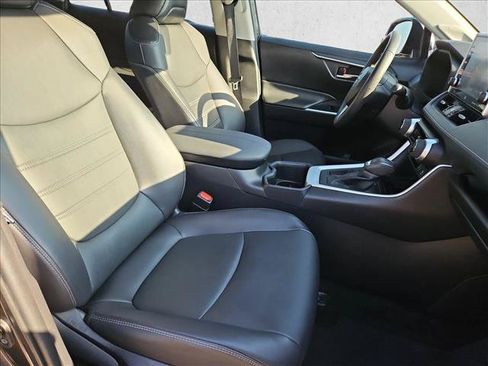 Used 2022 Toyota RAV4 XLE Premium FWD image 21
