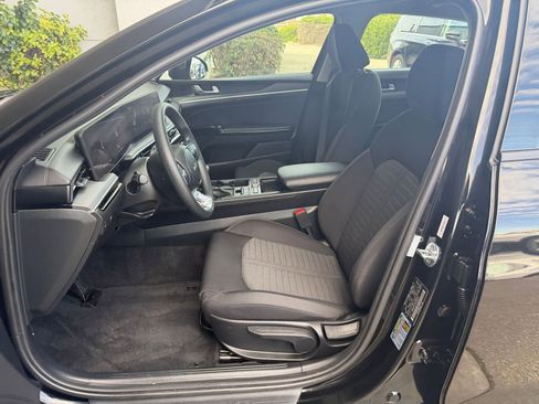 Used 2025 Kia K5 LXS image 37