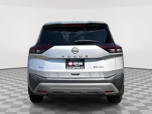 Used 2023 Nissan Rogue SV AWD/4WD image 4