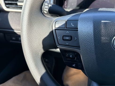 Used 2025 Toyota Camry LE image 25