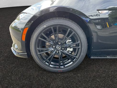 New 2026 MAZDA MX-5 Miata Club w/ Appearance Package RWD image 10