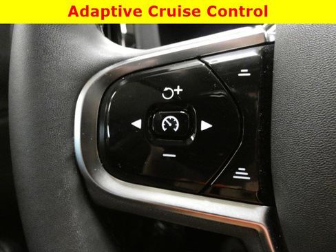 Used 2023 Volvo XC60 B5 Ultimate w/ Climate Package image 33