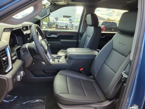 New 2026 GMC Sierra 2500 Denali w/ Denali Reserve Package image 11