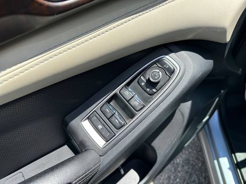 Used 2021 Subaru Ascent Touring AWD/4WD image 20