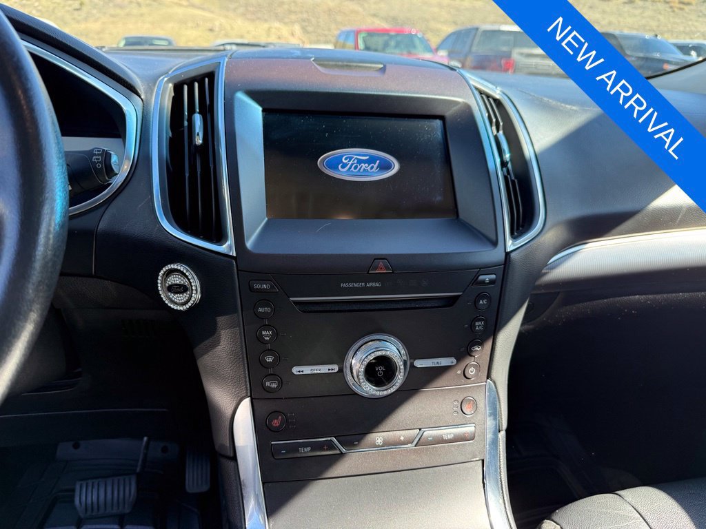 Used 2019 Ford Edge Titanium AWD/4WD image 13