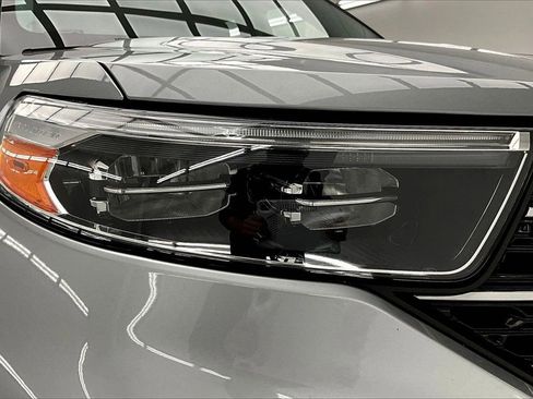 Used 2023 Ford Explorer XLT w/ Equipment Group 202A image 30