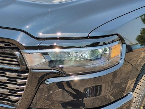 New 2026 RAM 1500 Express AWD/4WD image 6