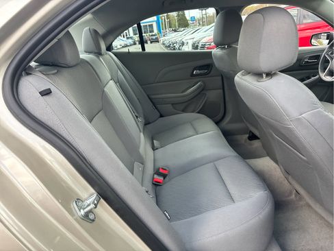 Used 2016 Chevrolet Malibu LS w/ Protection Package image 17