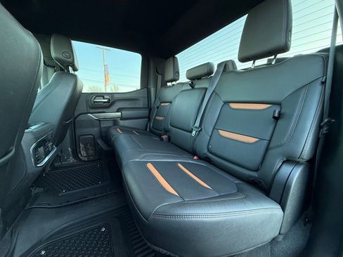 Used 2021 GMC Sierra 1500 AT4 image 24