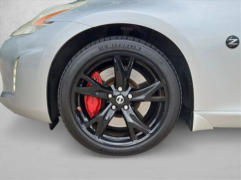 Used 2013 Nissan 370Z Touring w/ Sport Pkg RWD image 20