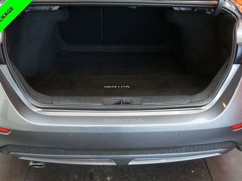 Certified 2023 Nissan Sentra SR w/ SR Premium Package image 44