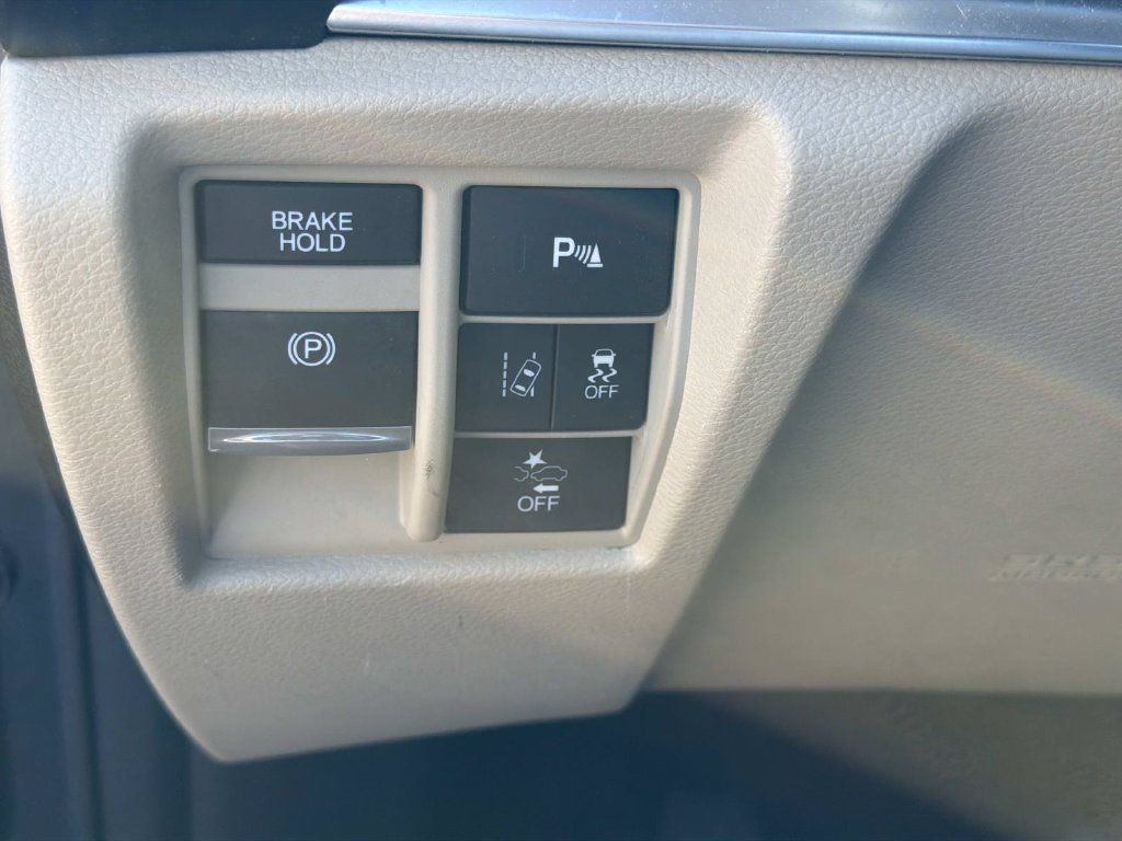 Used 2019 Acura MDX w/ Technology Package AWD/4WD image 21
