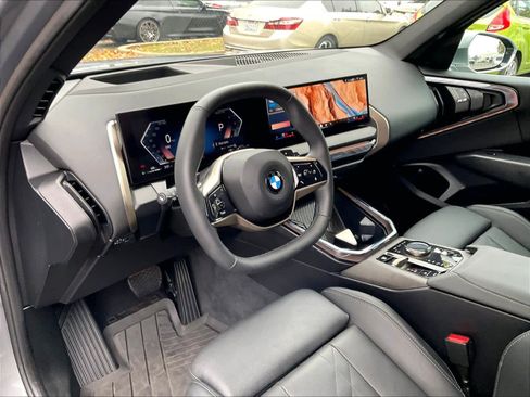 Used 2025 BMW X3 xDrive30i w/ Premium Package image 15