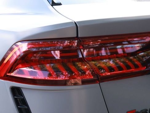 Used 2024 Audi RS Q8 AWD/4WD image 36