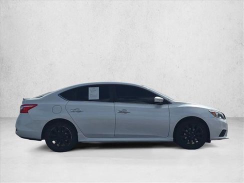 Used 2017 Nissan Sentra SR Turbo w/ SR Turbo Premium Package FWD image 4