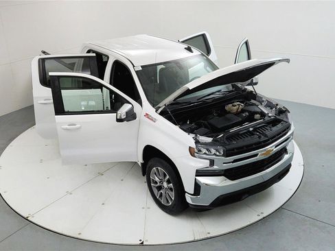 Used 2022 Chevrolet Silverado 1500 LT image 15