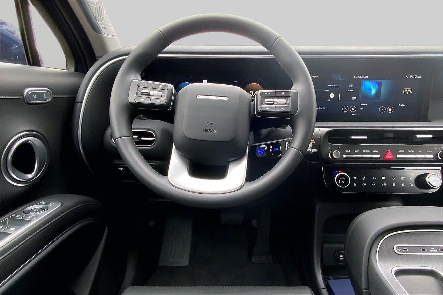 Used 2026 Hyundai Palisade Limited AWD/4WD image 6