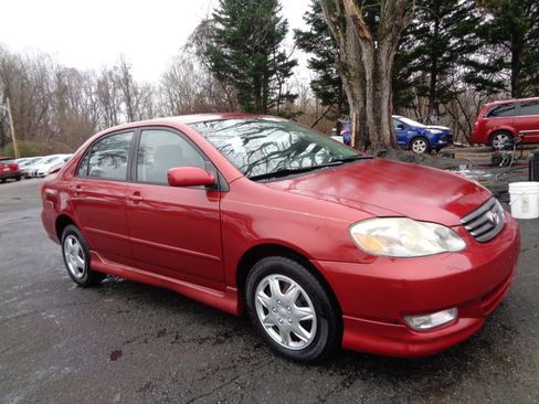 Used 2004 Toyota Corolla LE image 3