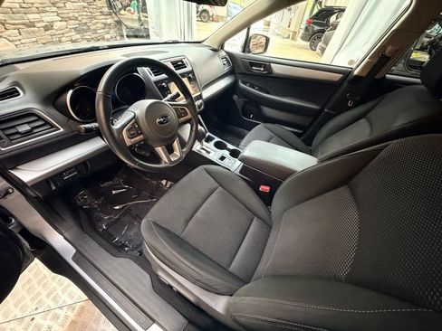 Used 2017 Subaru Outback 2.5i Premium AWD/4WD image 17