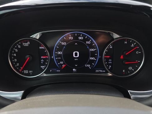 Used 2023 Chevrolet Traverse Premier w/ Redline Edition FWD image 10
